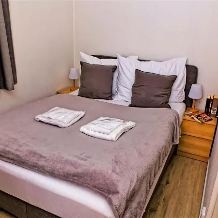 בית נופש Holiday Lakeside Village 23 - - Sauna By Interhome *
