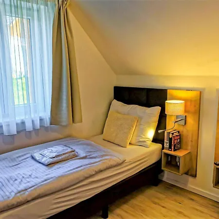 בית נופש Holiday Lakeside Village 23 - - Sauna By Interhome *